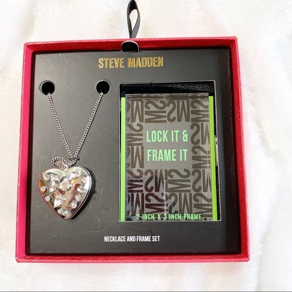 Steve Madden silver tone heart locket pendant set